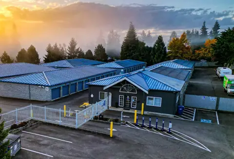 Armadillo Self Storage in Edmonds, WA