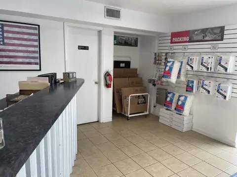 American Self Storage photo 2