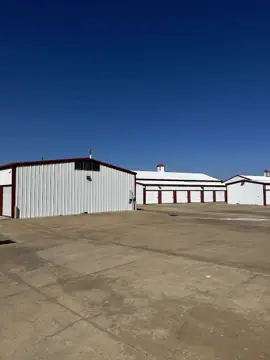 Overflow Garage in Springtown, TX