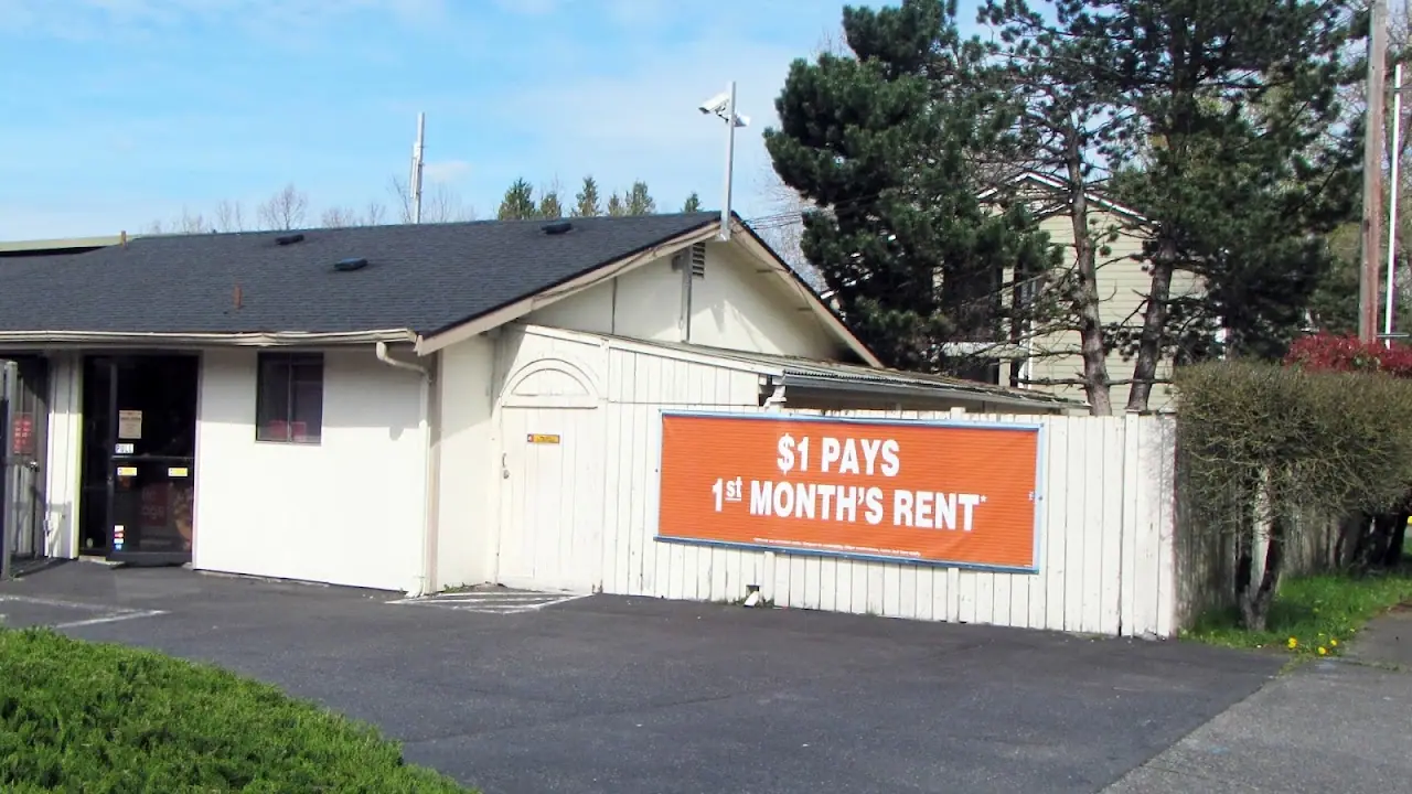 Public Storage, RV storage in Auburn
