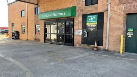 Self-Storage at U-Haul in Garland, TX