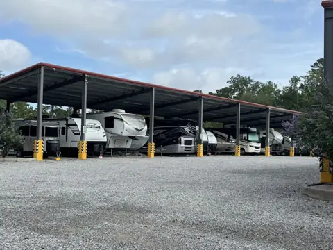 Lacombe Boat & RV Storage photo 2