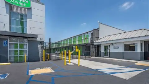Extra Space Storage in Gardena, CA