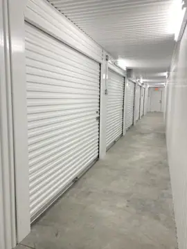 Mini Mall Storage photo 2