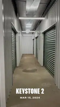 Storage Lion photo 3