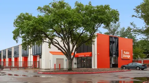 Public Storage in Houston, TX