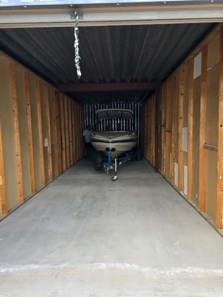 London Bridge Road Storage, RV storage in Lake Havasu City