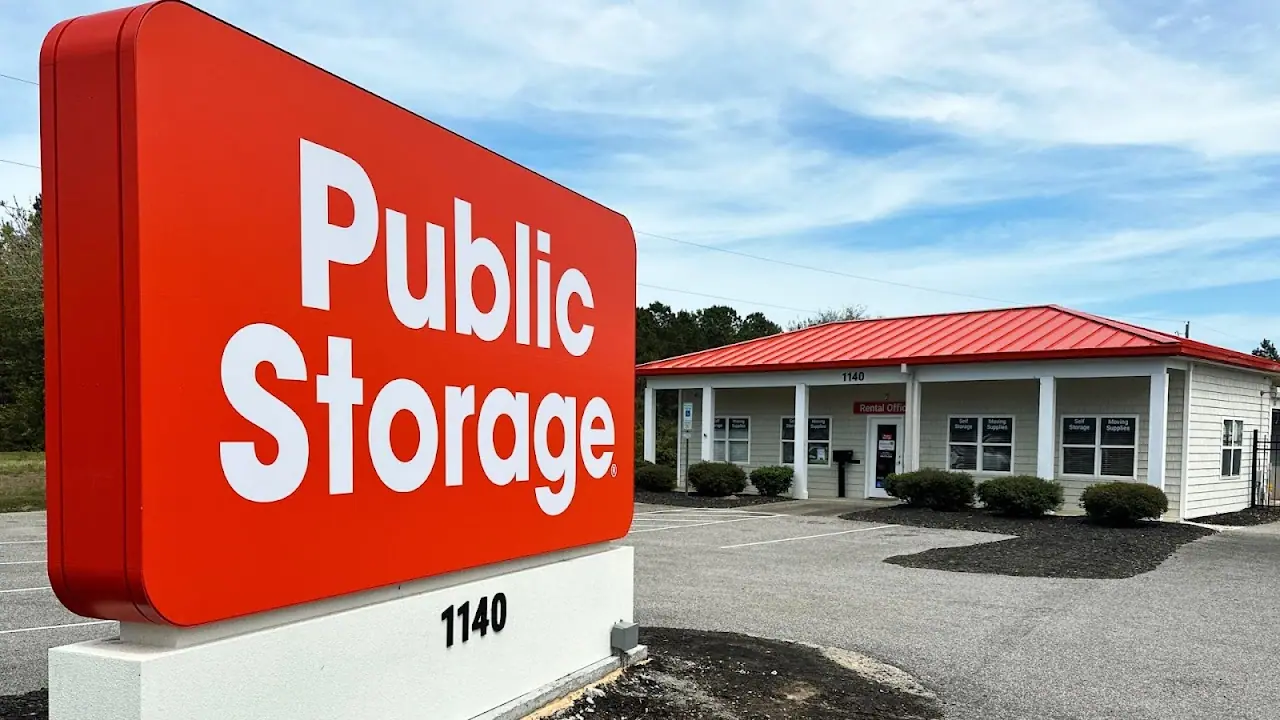 Public Storage, RV storage in Longs