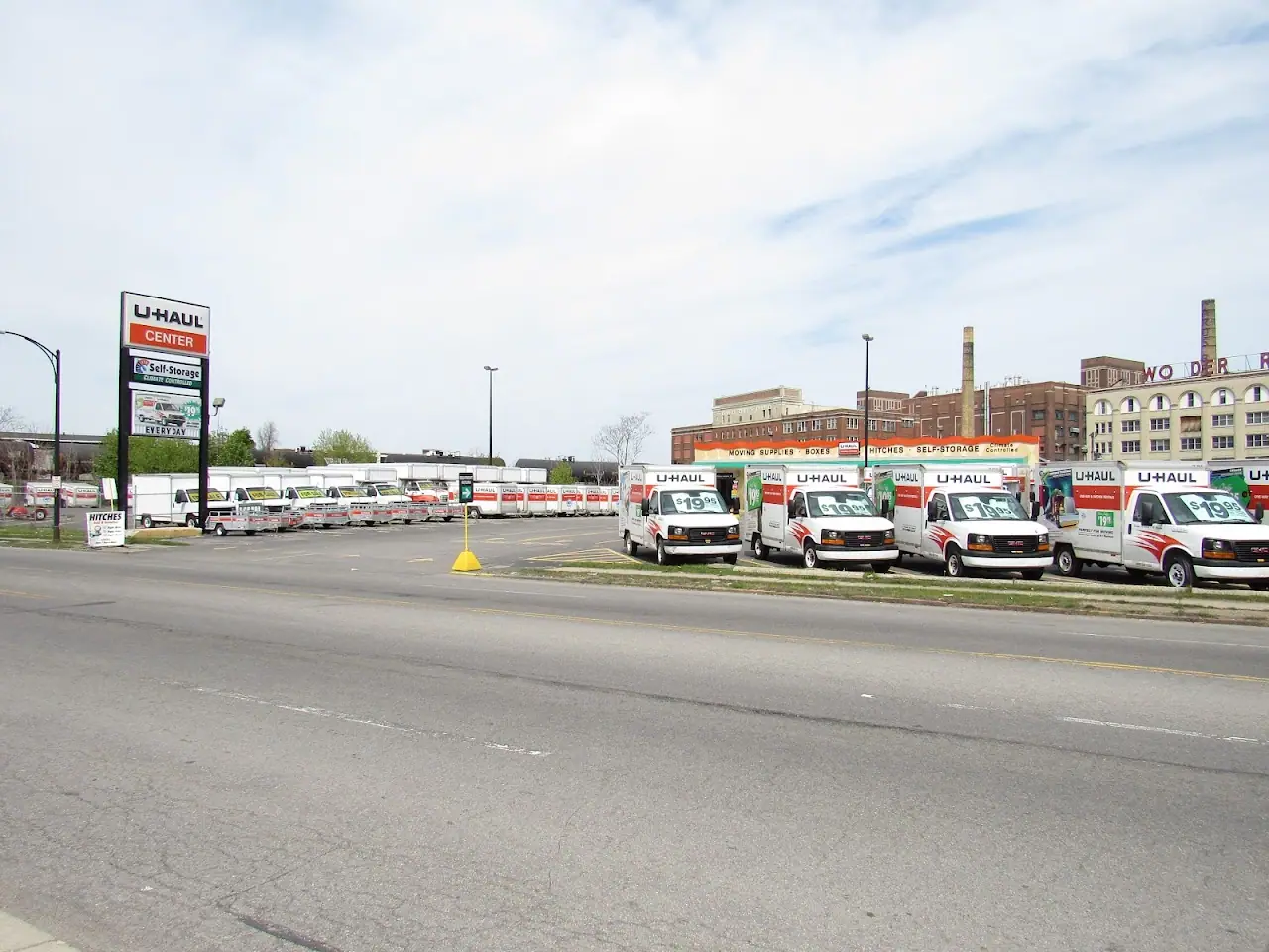Self-Storage at U-Haul, RV storage in Buffalo
