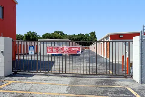 Public Storage photo 3