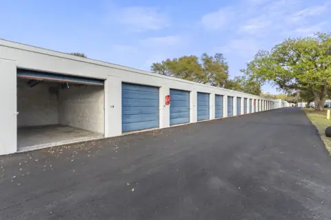 Plant City Saver Self Storage photo 3