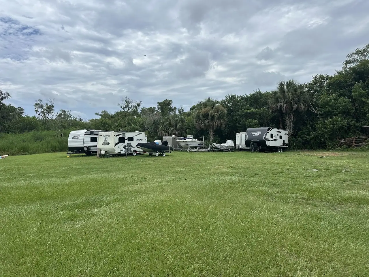 AMT Boat and RV Storage, RV storage in Melbourne