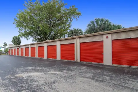 Public Storage photo 2