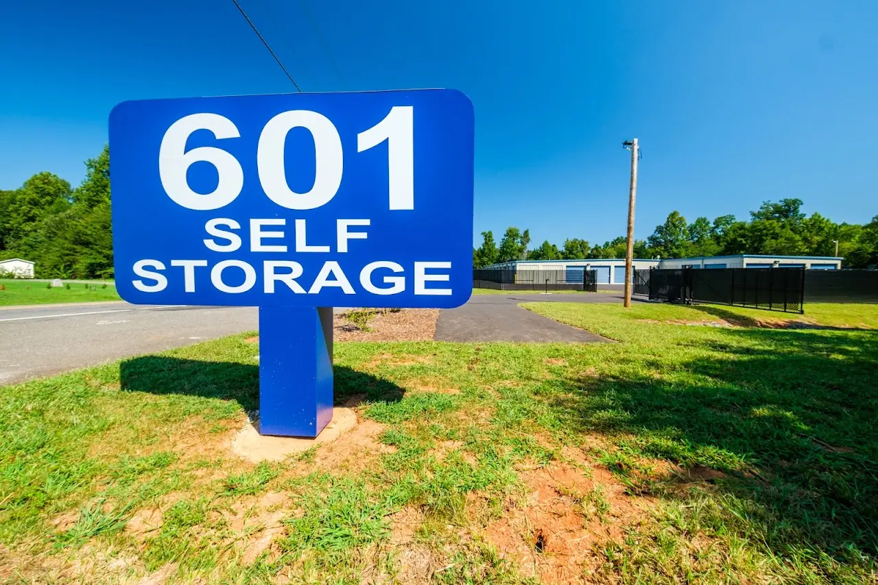 601 Self Storage, RV storage in Mocksville