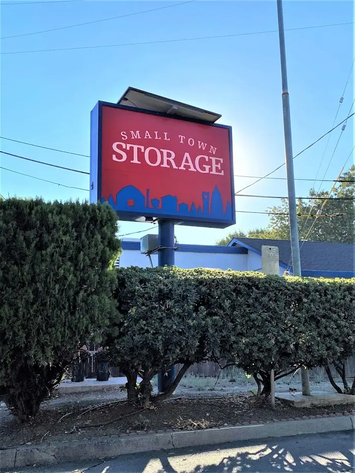 Small Town Storage, RV storage in Vacaville