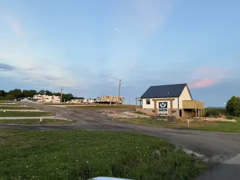 Escape With Us RV Resort photo 3
