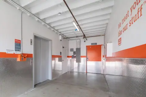 Public Storage photo 3