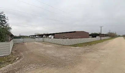 M & M Boat & RV Storage in Alvin, TX