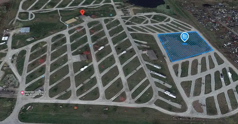 Neighbor RV Storage, RV storage in Center Point