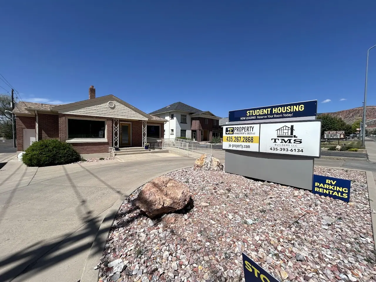J & E Property Management & Sales, LLC, RV storage in Cedar City