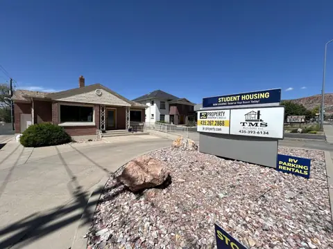 J & E Property Management & Sales, LLC photo 2