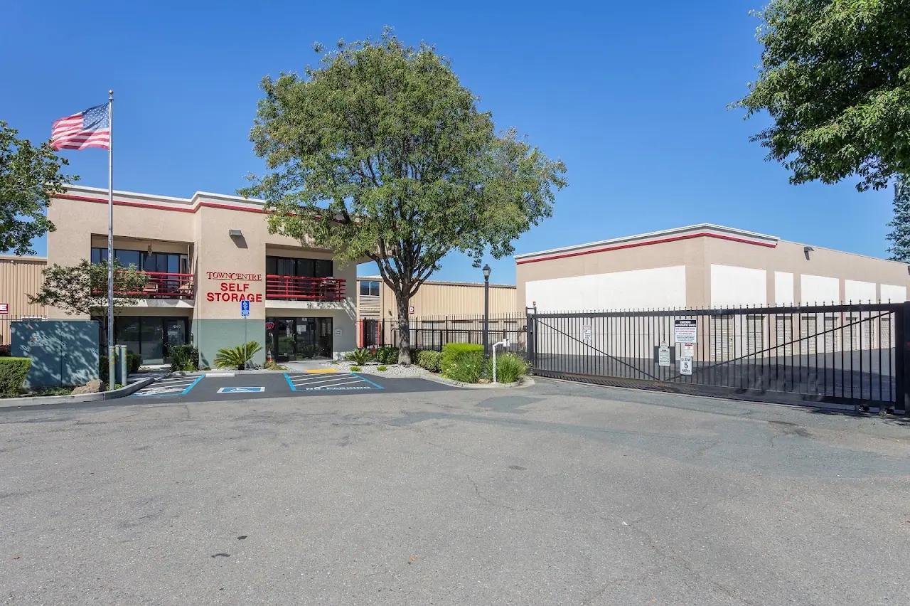 TownCentre Self Storage, RV storage in Brentwood