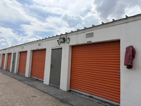 Public Storage photo 2