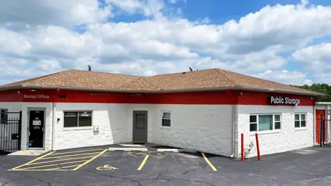Public Storage in Aurora, IL
