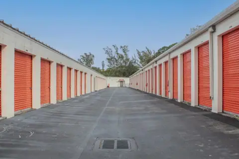 Public Storage photo 2