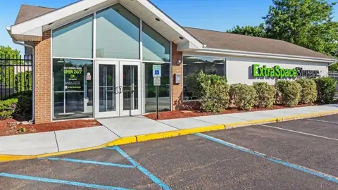 Extra Space Storage in East Windsor, NJ