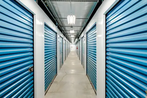 Mini Mall Storage - Asheville photo 3