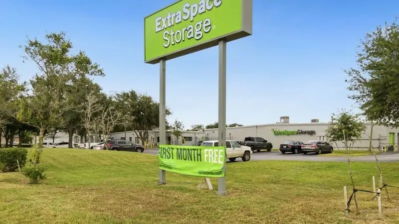 Extra Space Storage, RV storage in Lehigh Acres