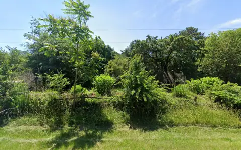 Seven Lakes Storage Yard photo 2