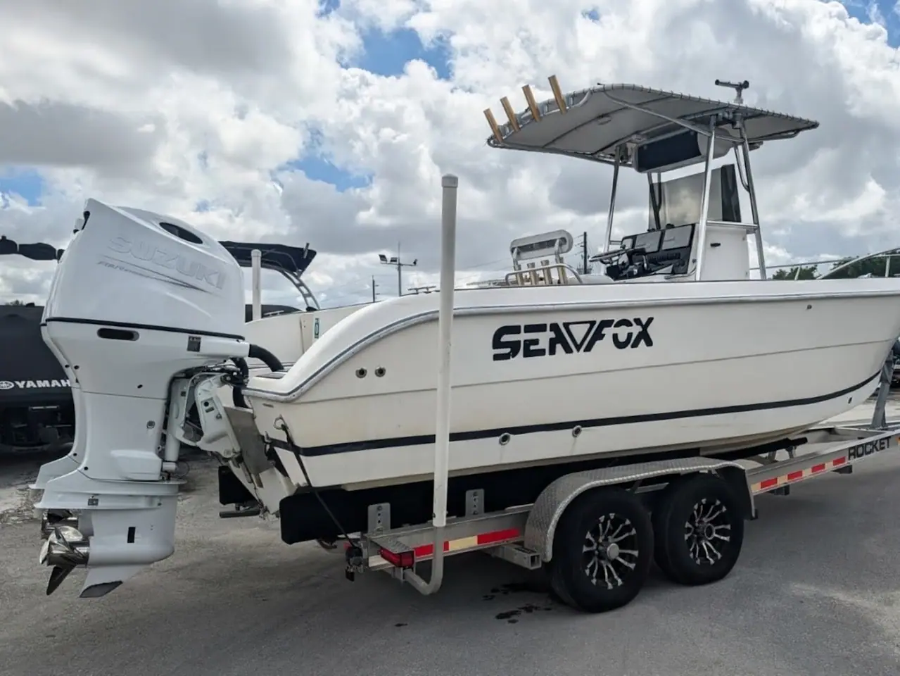 J and D Parking Storage, RV storage in Doral