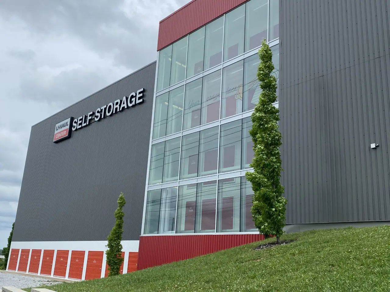 Self-Storage at U-Haul, RV storage in Nashville