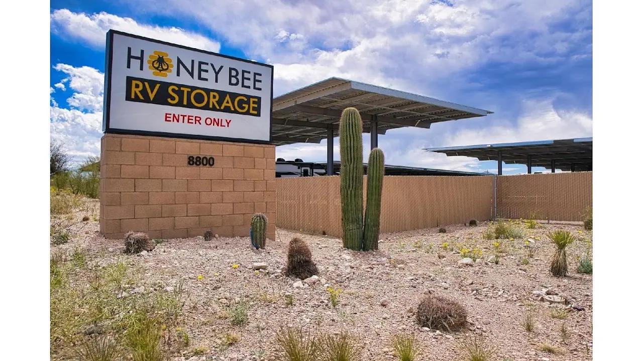 Honey Bee RV Storage, RV storage in Tucson