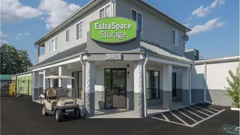Extra Space Storage in Rocky Hill, CT