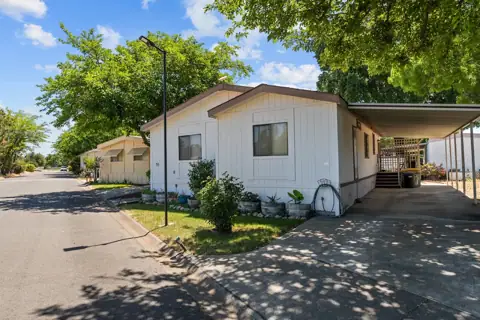 New Orchard Estates photo 3