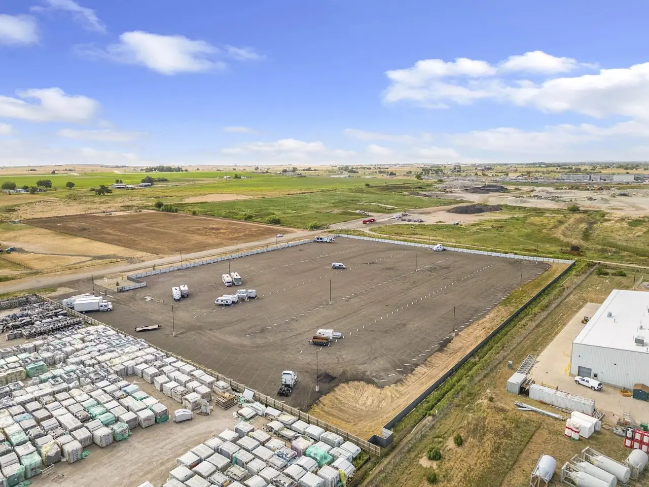 Skyline RV & Boat Storage, RV storage in Fort Lupton