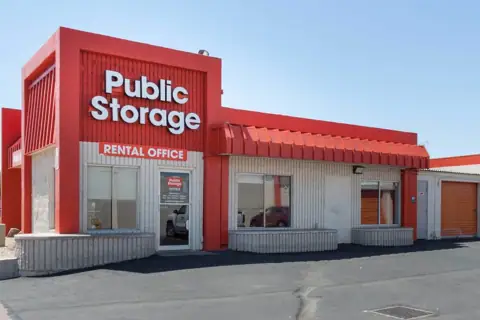 Public Storage photo 2