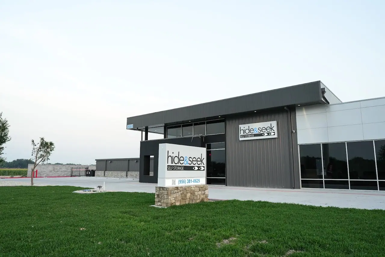 Hide & Seek Self Storage, RV storage in Edinburg