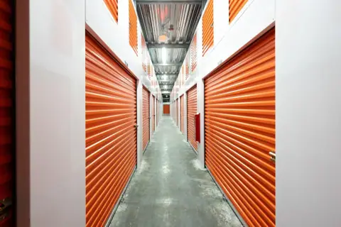 Public Storage photo 2