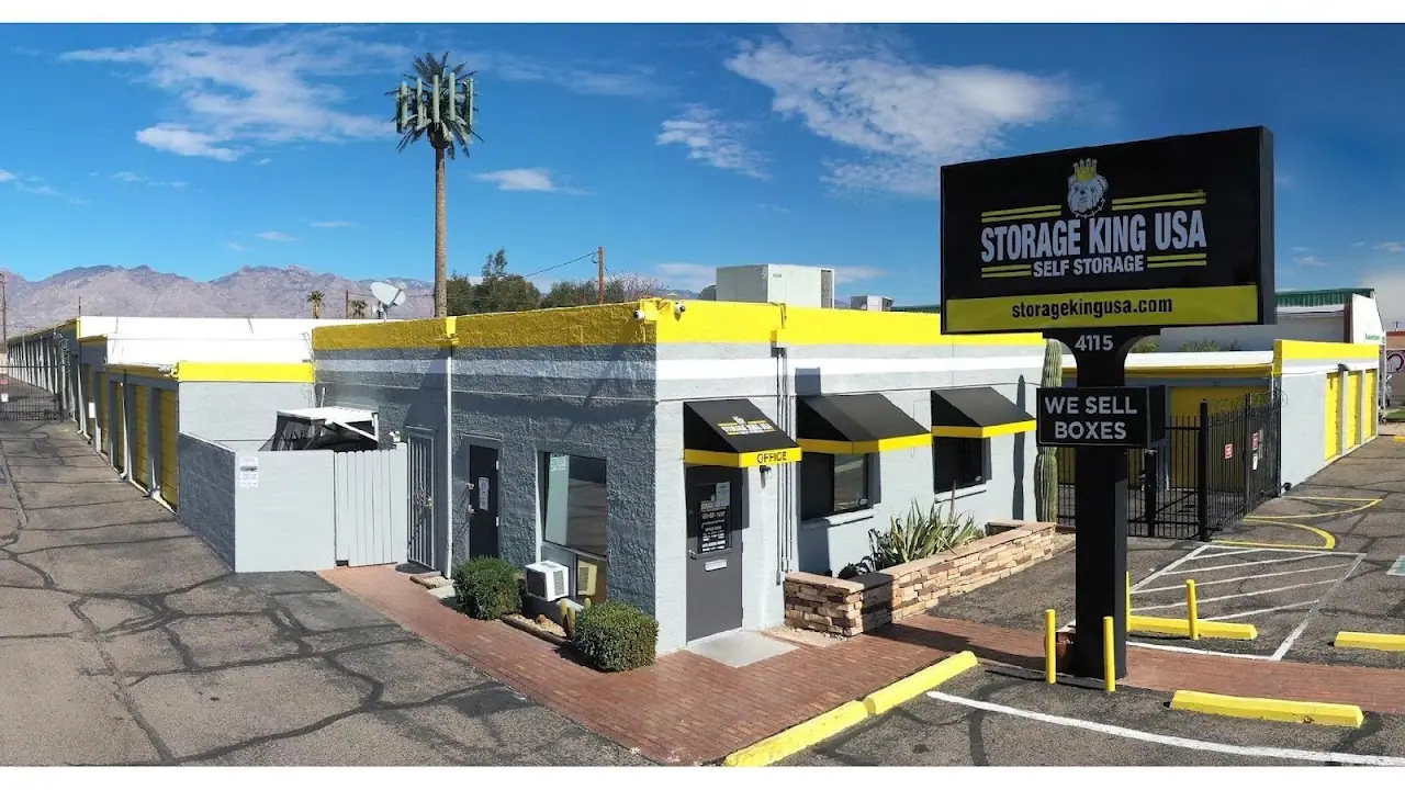 Storage King USA, RV storage in Tucson