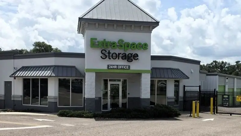 Extra Space Storage, RV storage in Brandon