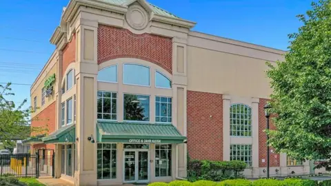 Extra Space Storage in Amityville, NY