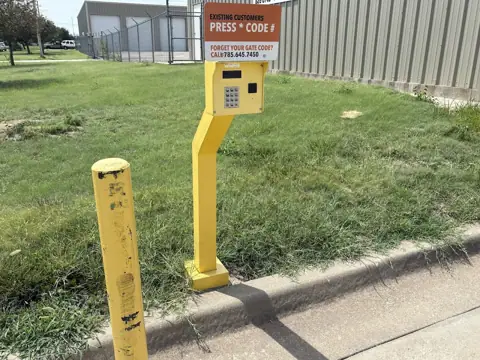 Mini Mall Storage - Salina photo 2