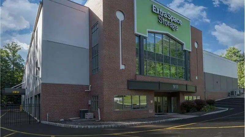 Extra Space Storage, RV storage in Hackettstown