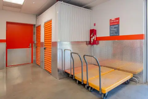 Public Storage photo 2