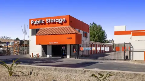Public Storage in Canoga Park, CA