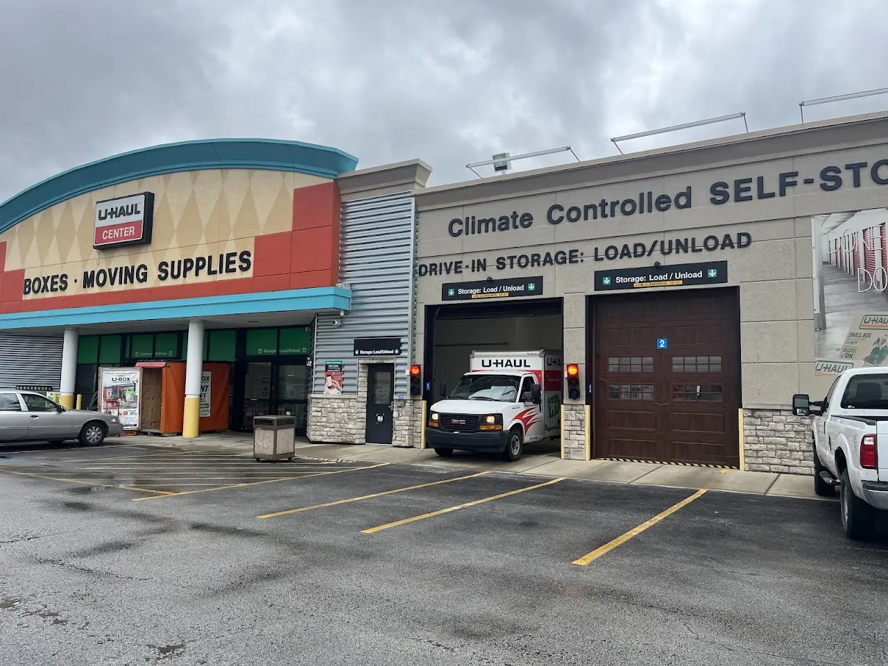 Self-Storage at U-Haul, RV storage in Calumet City